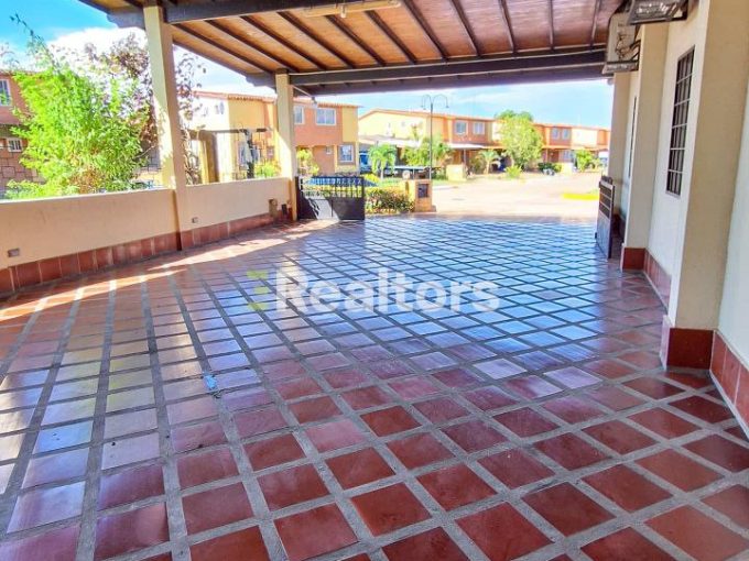 Town House en Chalets de la Laguna